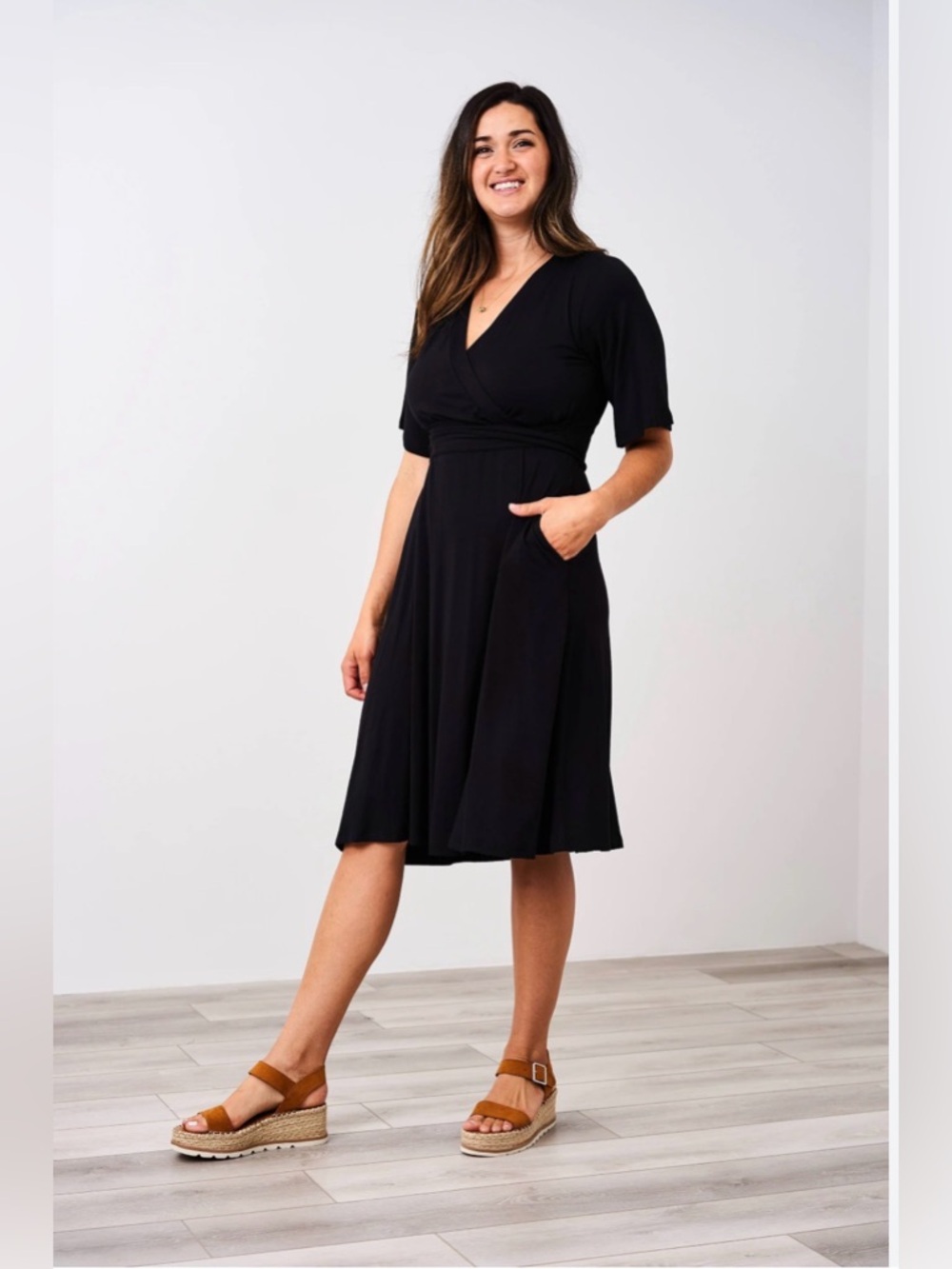 Latched Mama Maternity and Nursing Black Midi Wrap-Style Dress with Pockets - M